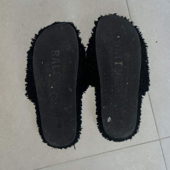 Balenciaga “New York” faux slides - Picture 4 of 5
